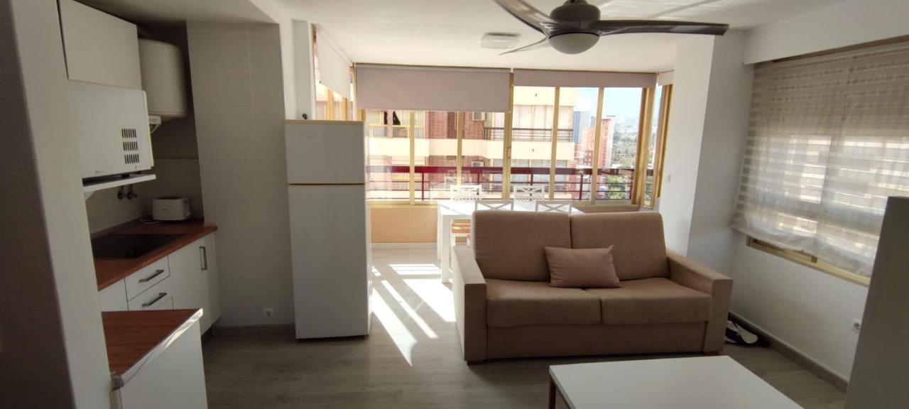 Precioso Apartamento Con Piscina Y Vistas Al Mar Mediterraneo. ベニドルム エクステリア 写真