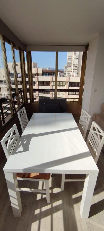 Precioso Apartamento Con Piscina Y Vistas Al Mar Mediterraneo. ベニドルム エクステリア 写真
